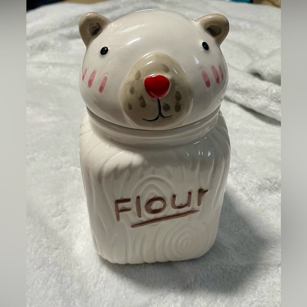 Ceramic Flour Container with Bear Design - Picture 7 of 7